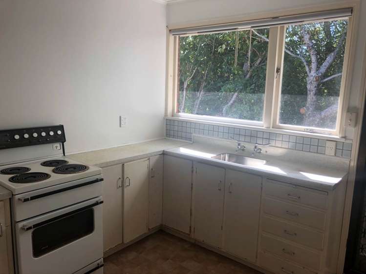 4/11 Cornwall Park Avenue Epsom_4