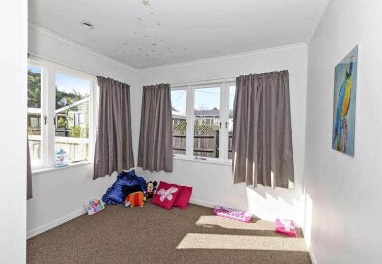 401 West Coast Road Glen Eden_5