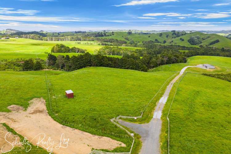 523B Golden Stairs Road Maungaturoto_6