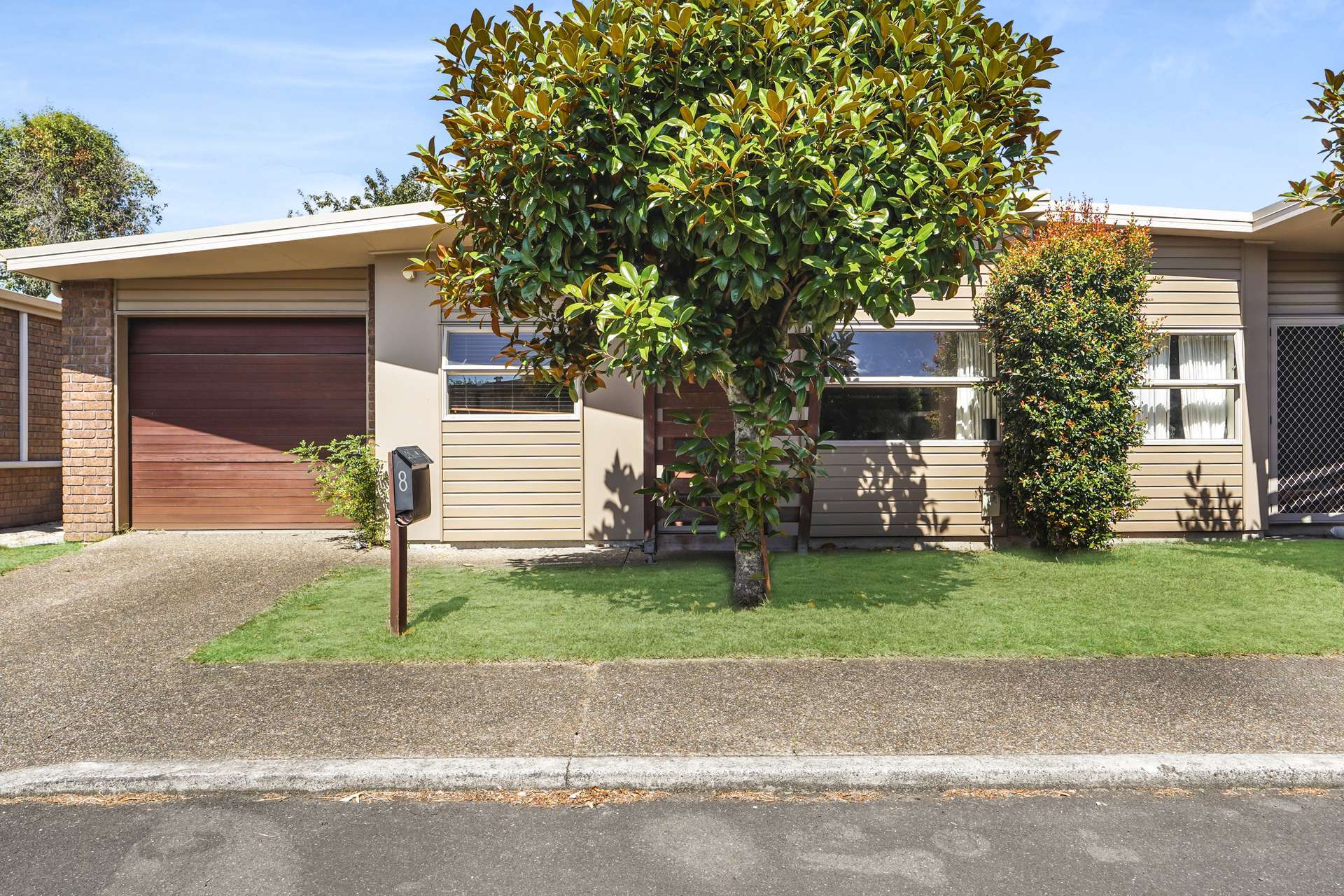 8/46 Peachgrove Road Hamilton East_0