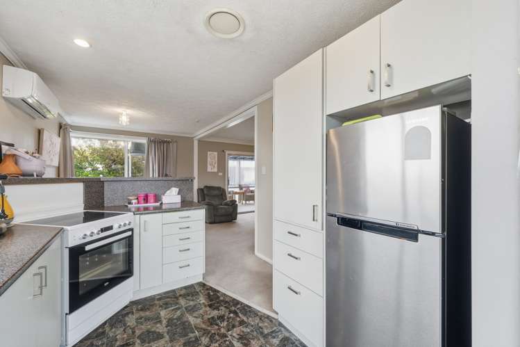 22 Orwell Crescent Newfield_5