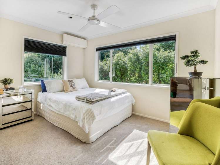 5 Seymour Road Mellons Bay_23