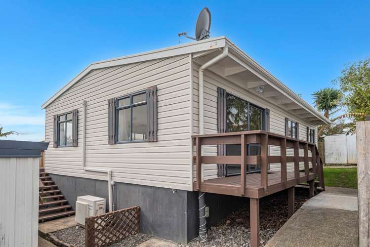 8a Raumati Crescent Onerahi_16