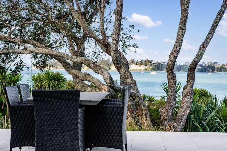 17 Calder Place Wai O Taiki Bay_12