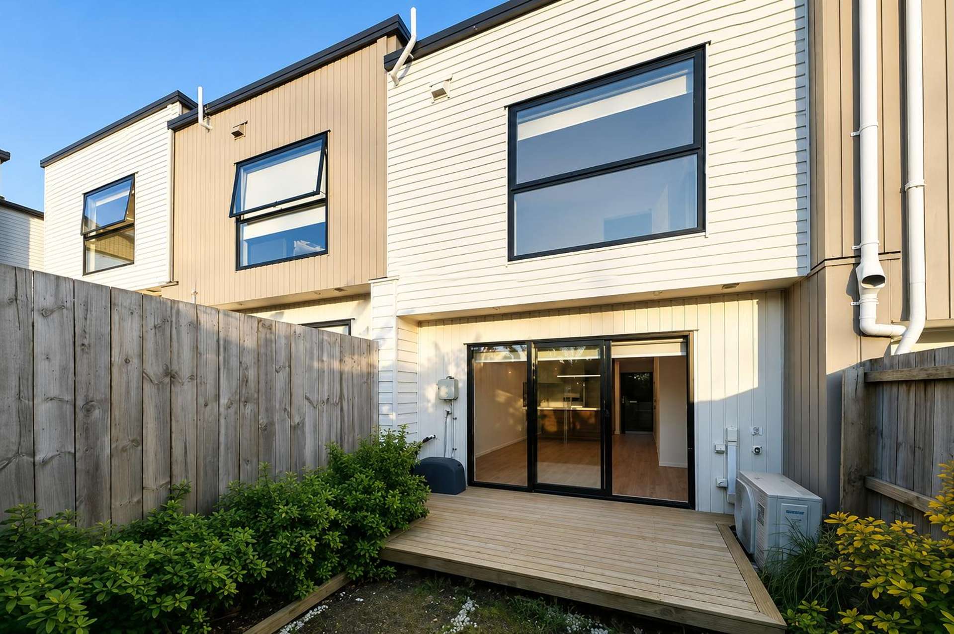 8/237 Swanson Road Henderson_0