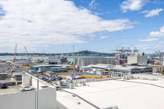906/18 Beach Road Auckland Central_4