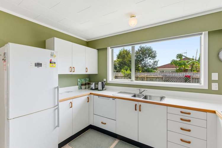 48B Rewarewa Crescent Waikanae_12