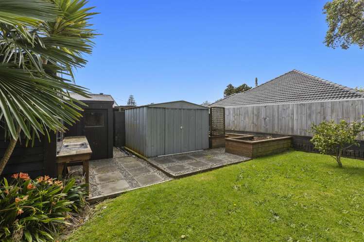 145 Seaview Road Westown_31