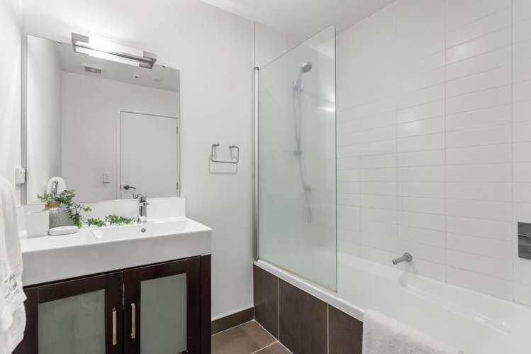 1c Queenstown Road Hillsborough_10