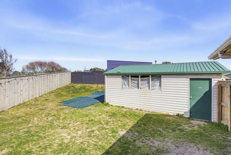 16B Karaka Street Otaki Beach_28