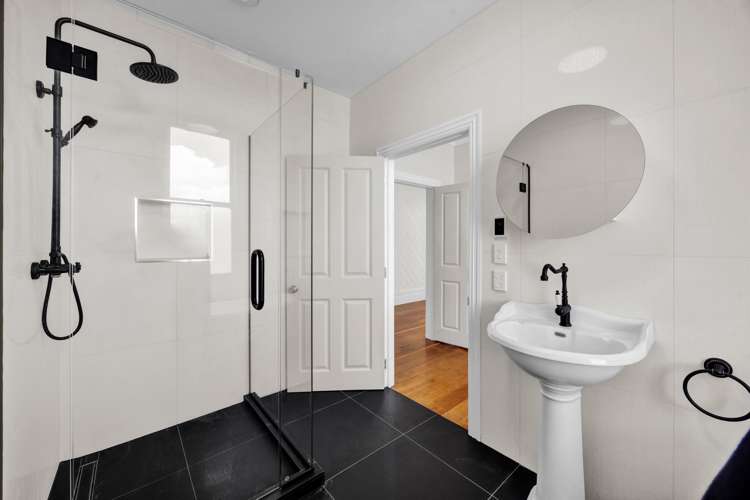 5317 Mountain Road Eltham_15