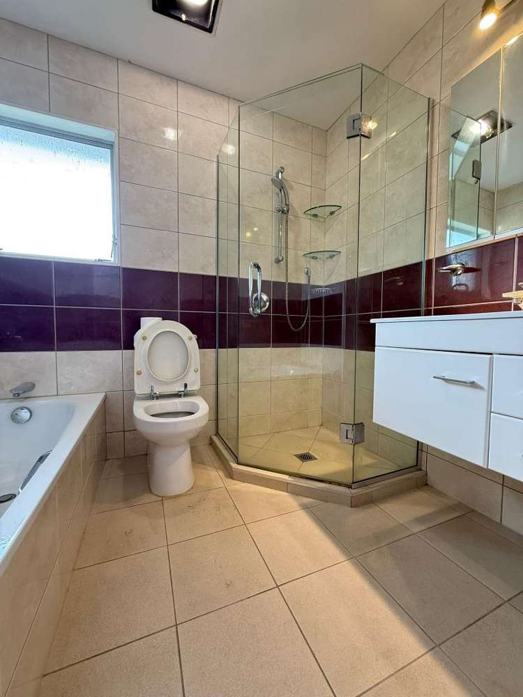 2/114 Clevedon Road Papakura_9