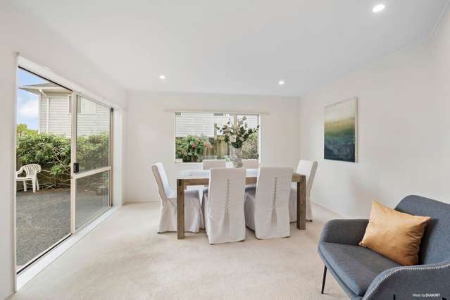 2/4 Delamare Court Sunnynook_4