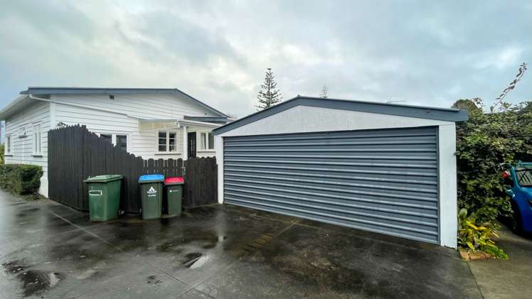 22 Erson Avenue Royal Oak_26