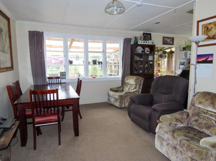 8 Conlon Street Reefton_4