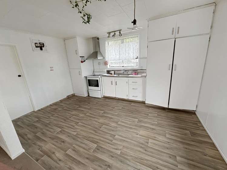 11 Nevis Crescent 11139_4