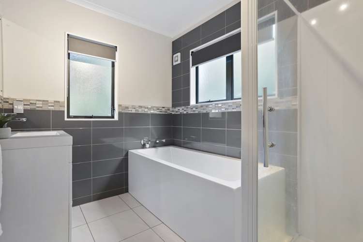 428 Huia Road Laingholm_19