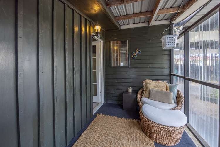 21 Greta Street Glenview_24