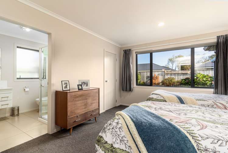 11 Levi Place Kelvin Grove_13