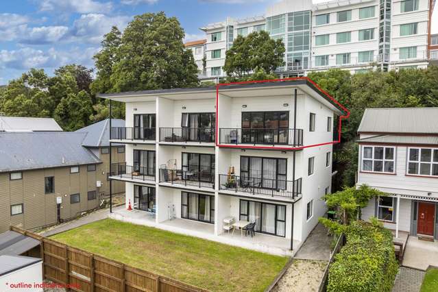 Well-located, high appeal apartment