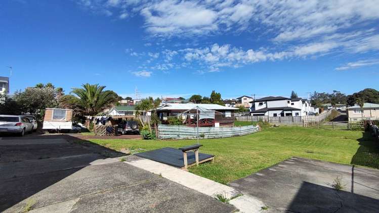 14 Subritzky Avenue Mt Roskill_12