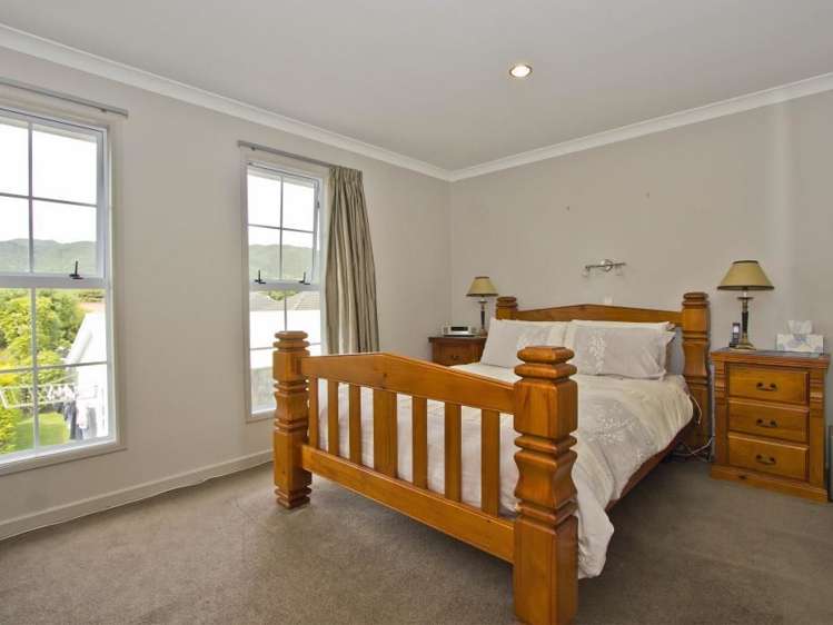 27 Burnton Street Epuni_11