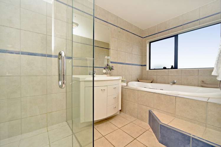 7 Ramoana Mews Cockle Bay_20