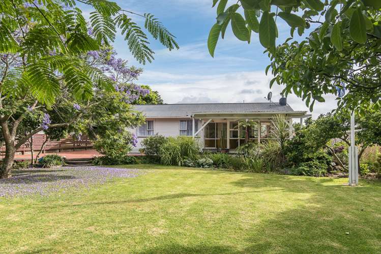 11 Konini Grove Raumati Beach_13