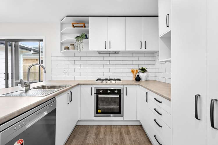 2/7 Fenwick Crescent 1076_4