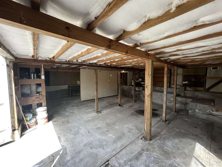 16 Bayside Avenue Te Atatu Peninsula_22