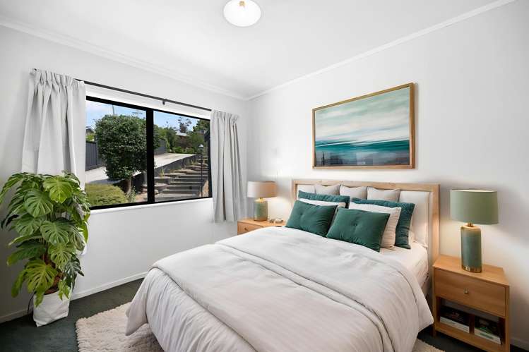 32 Acacia Crescent Glenview_11