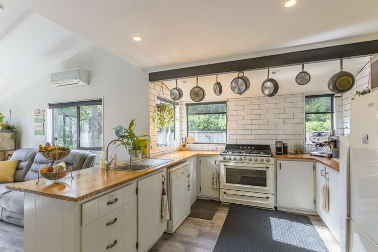 14 Atarau Grove Paraparaumu_8