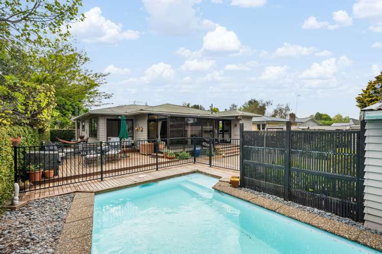 4 Willow Road_0
