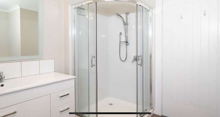 89 Creek Road Allenton_9