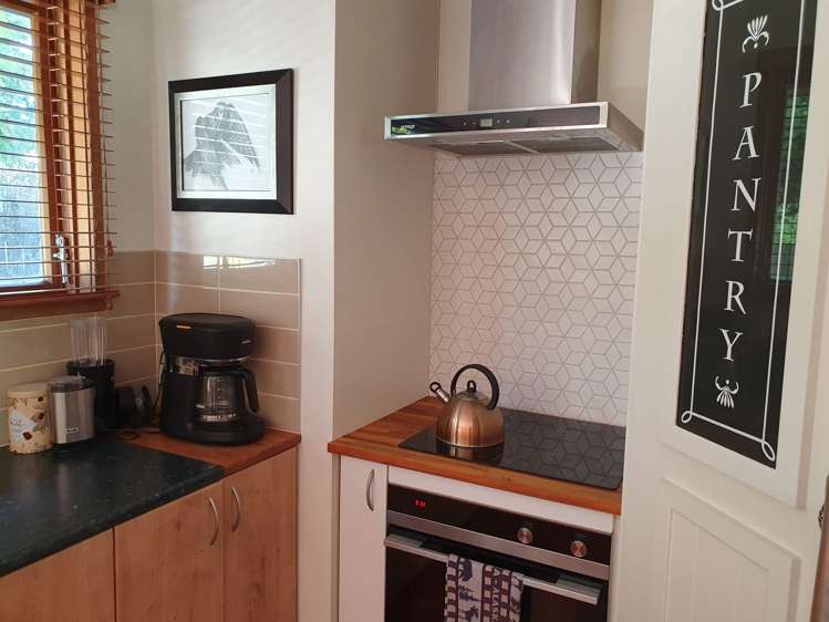 27 Hinemoa Avenue Taupo_16