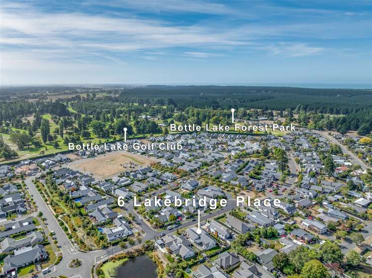 6 Lakebridge Place Parklands_27