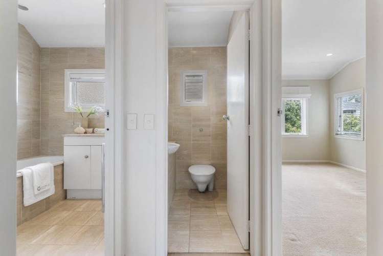 206 Hurstmere Road 塔卡普纳奥克兰新西兰_1