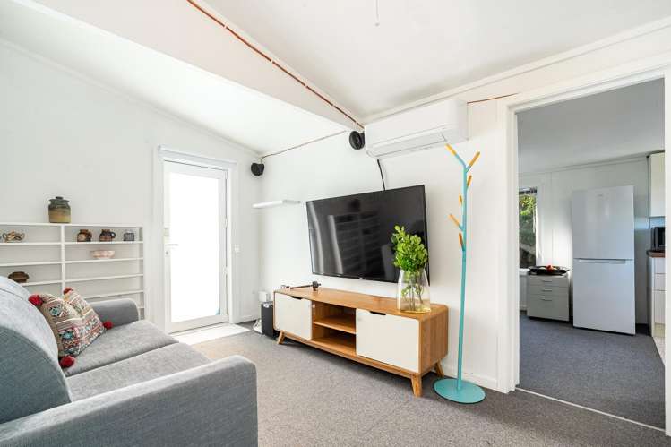 142 Severn Street Island Bay_22