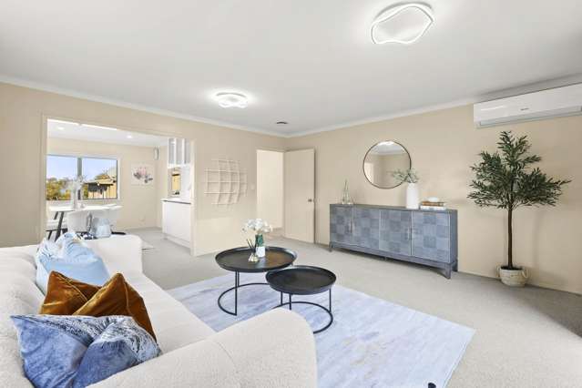 2/20 Beach Road Mellons Bay_4