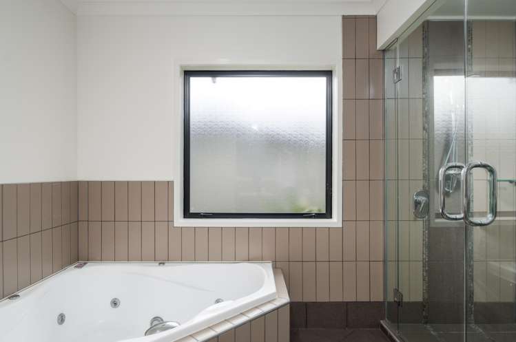 28 Pohutukawa Grove Lytton West_25