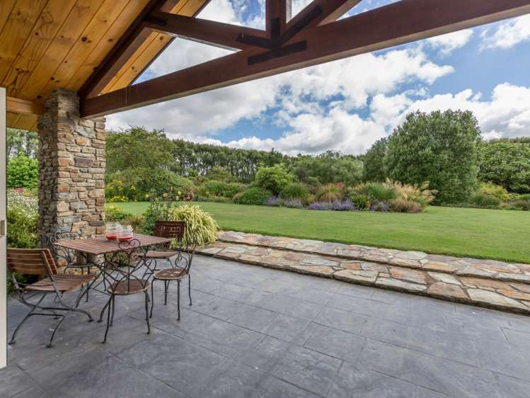 1287 Old South Road Bankside_12