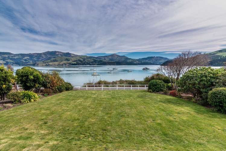 113 Beach Road Akaroa_22