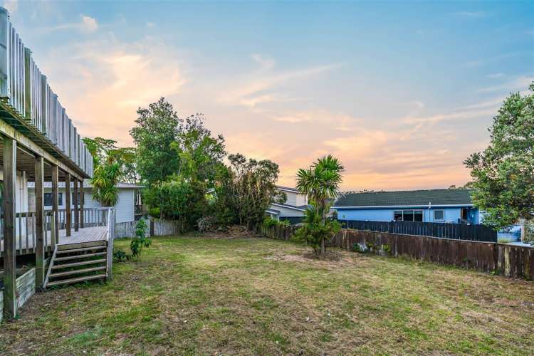 212 Royal Road Massey_19