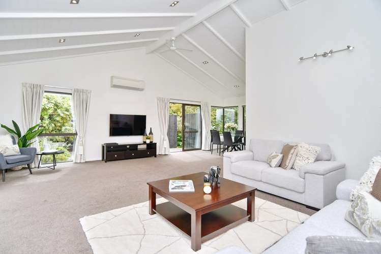 35a Lakewood Drive Burwood_3