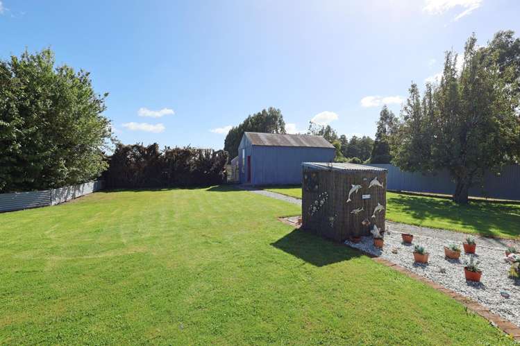 13 Danube Road Winton Surrounds_13