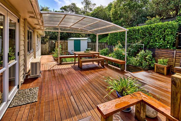 55 Chester Road Tawa_1