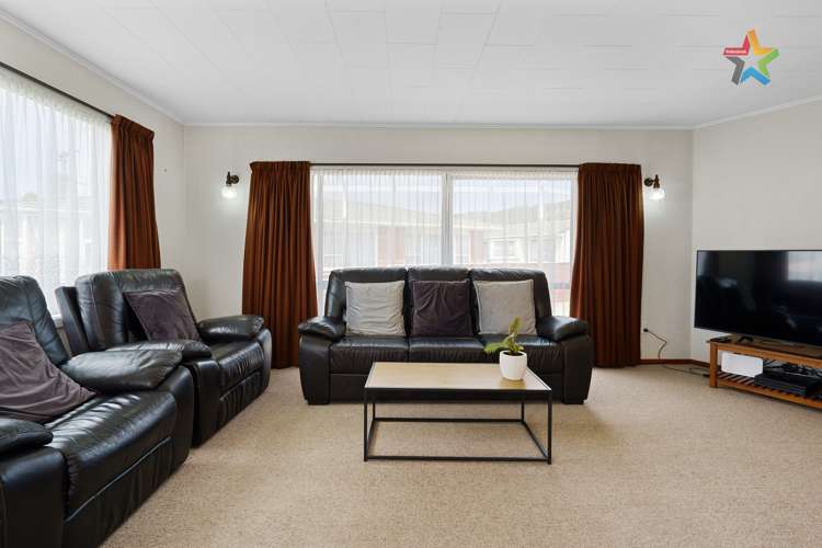 73 Karamu Crescent Wainuiomata_7
