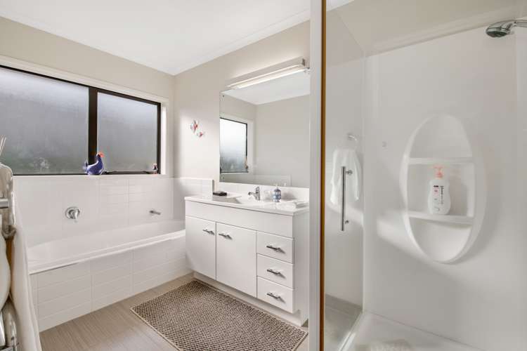 16 Seamount Drive Red Beach_15