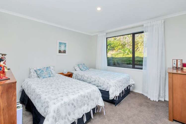 87 Tuparekura Road South Head_23