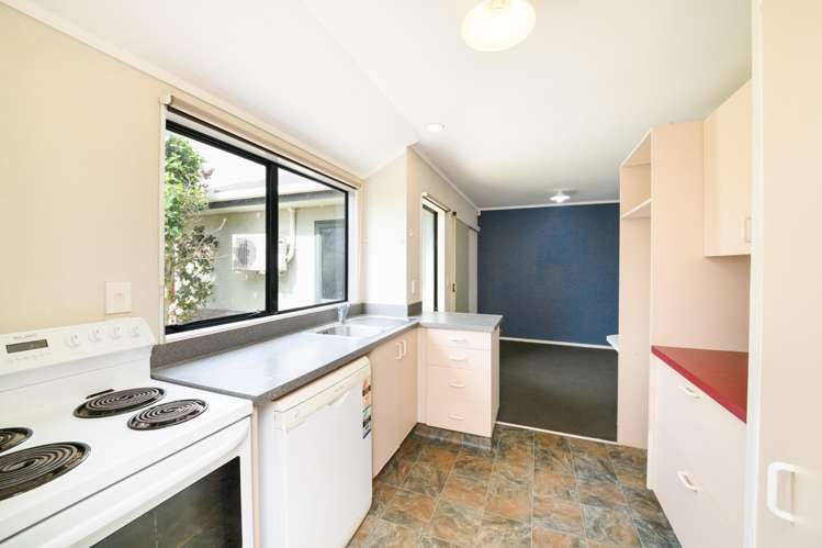 67 Amberley Avenue Highbury_1